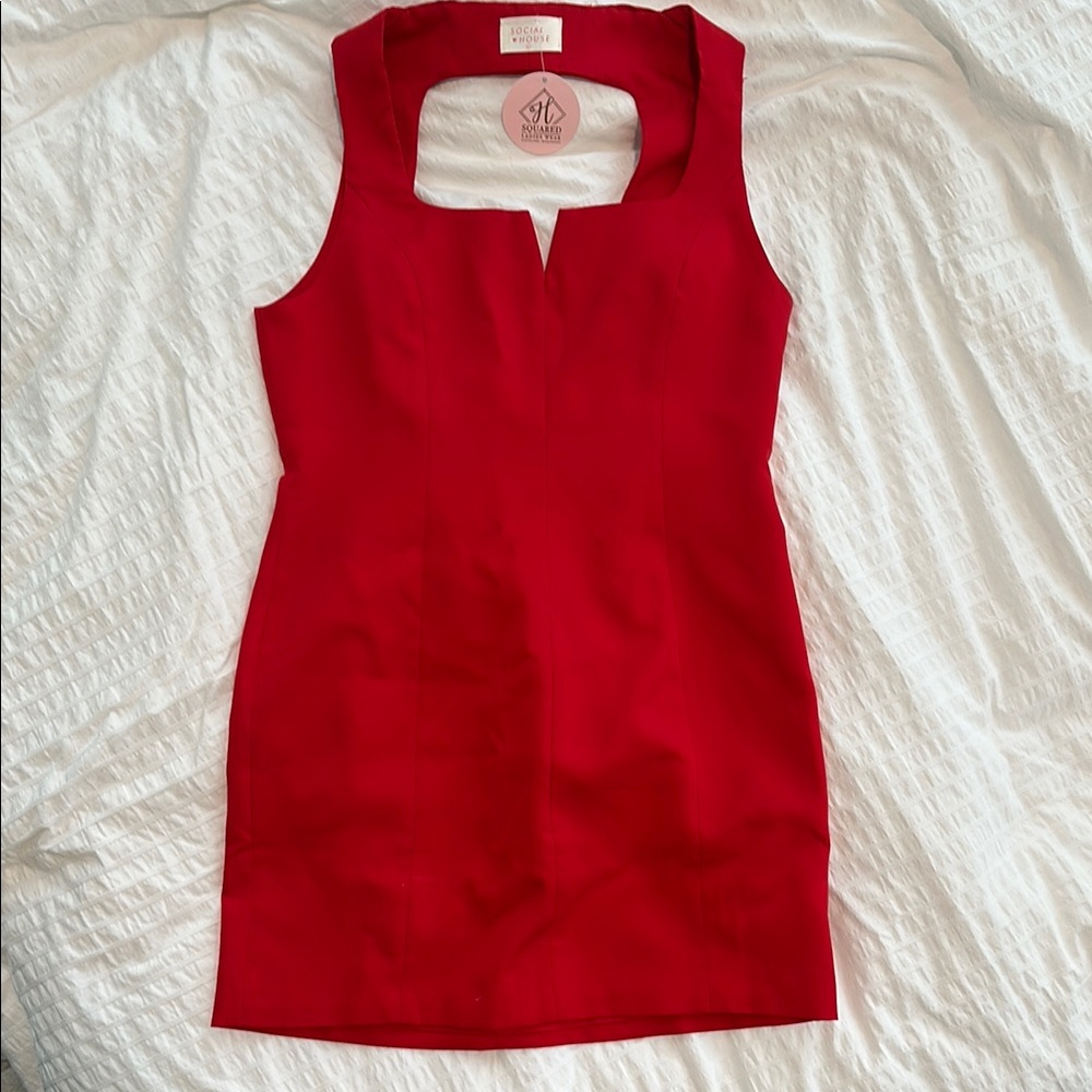 Chic Red Sleeveless Dress with Unique Neckline